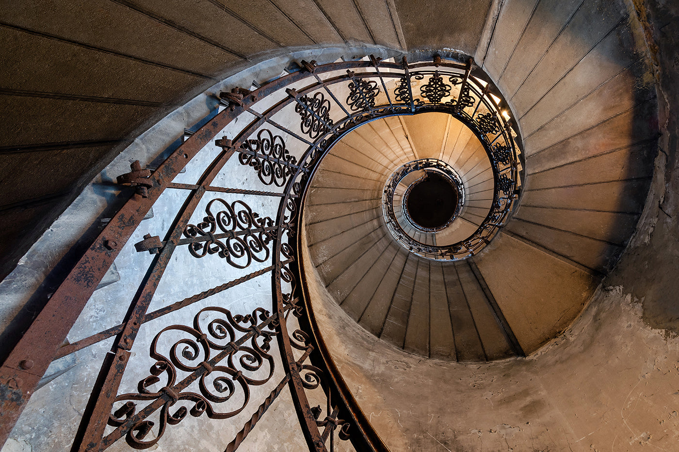 Spiral staircase at Horánszky u. 16 #141