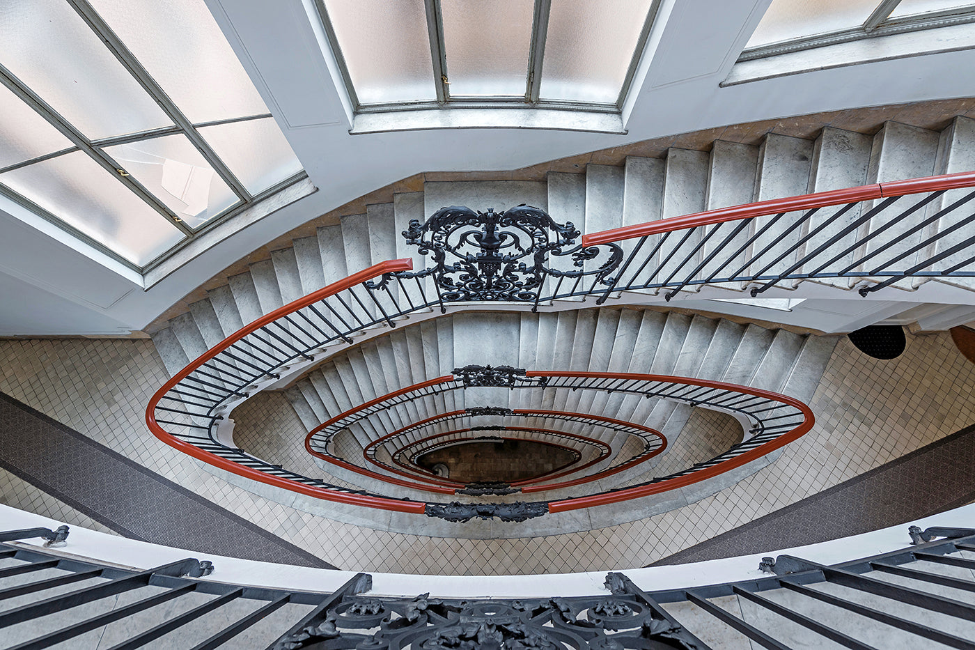 Spiral staircase at Kossuth Lajos Square 13 #183