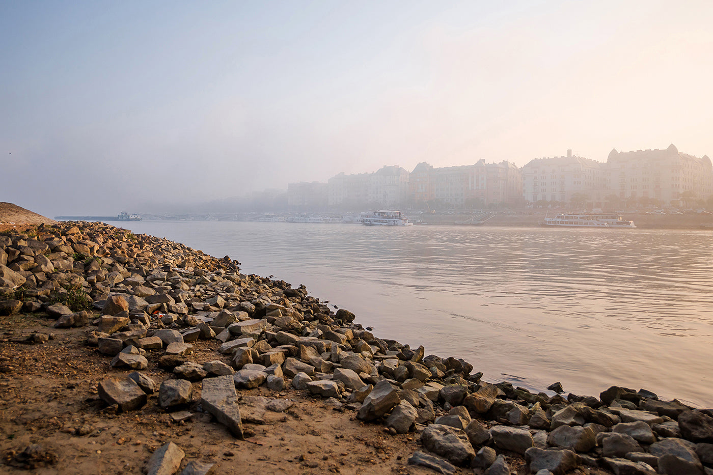 Foggy morning on Margaret Island #567
