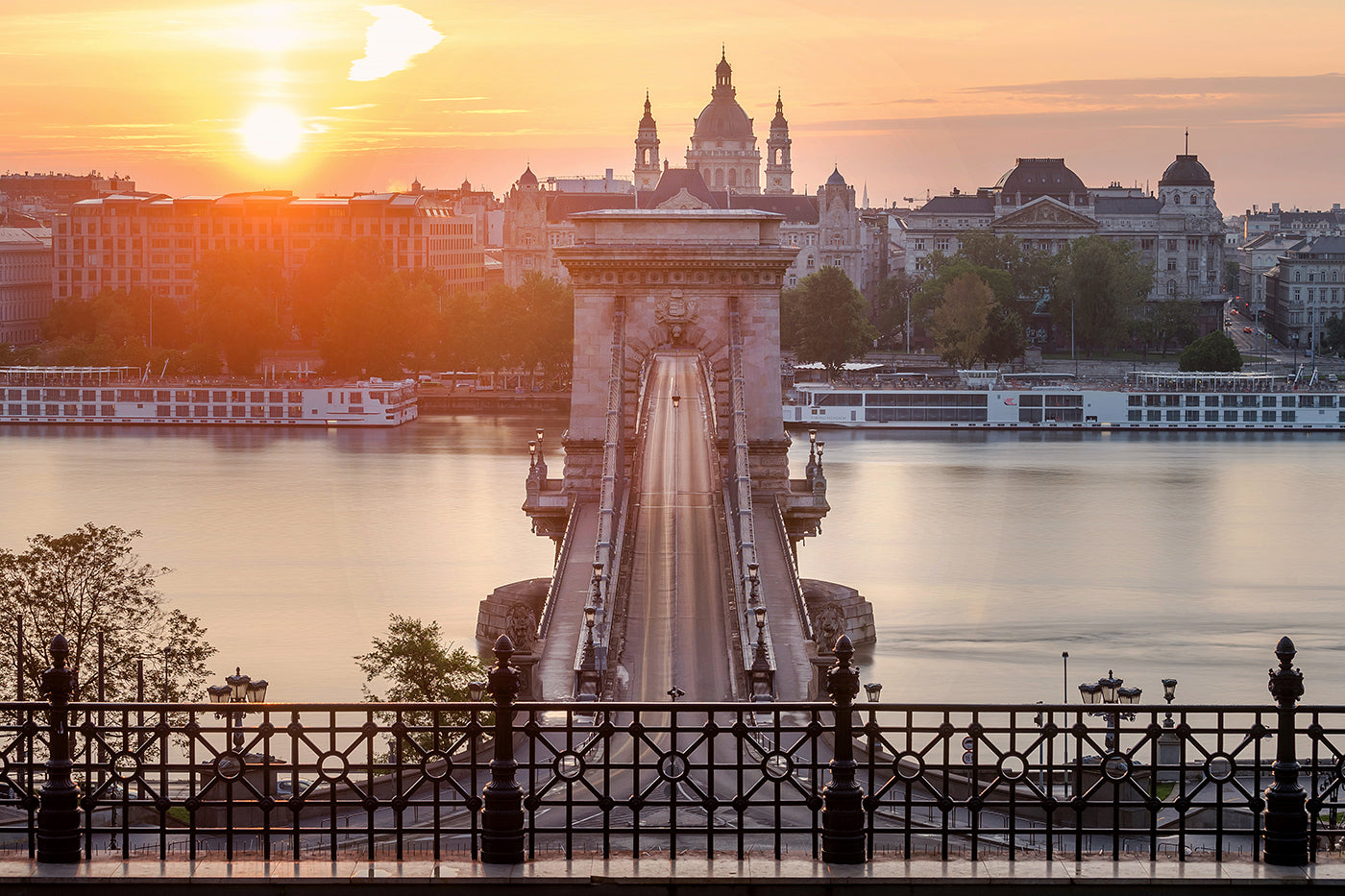 Chain Bridge at sunrise from the top of the Tunnel #586