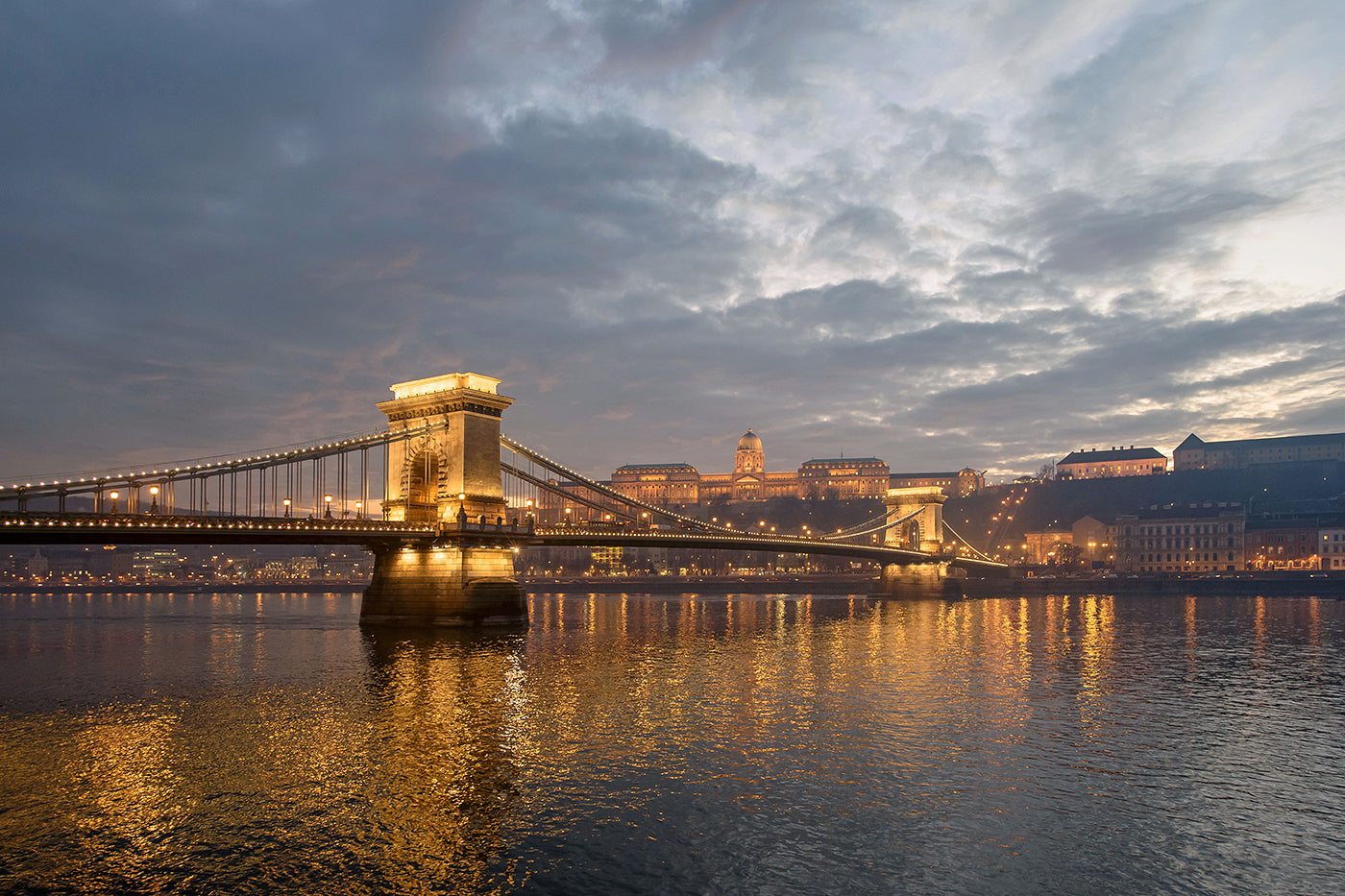 Chain Bridge and Buda Castle in winter #600