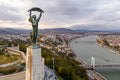 Szabadság szobor és Budapest látképe drónnal #709