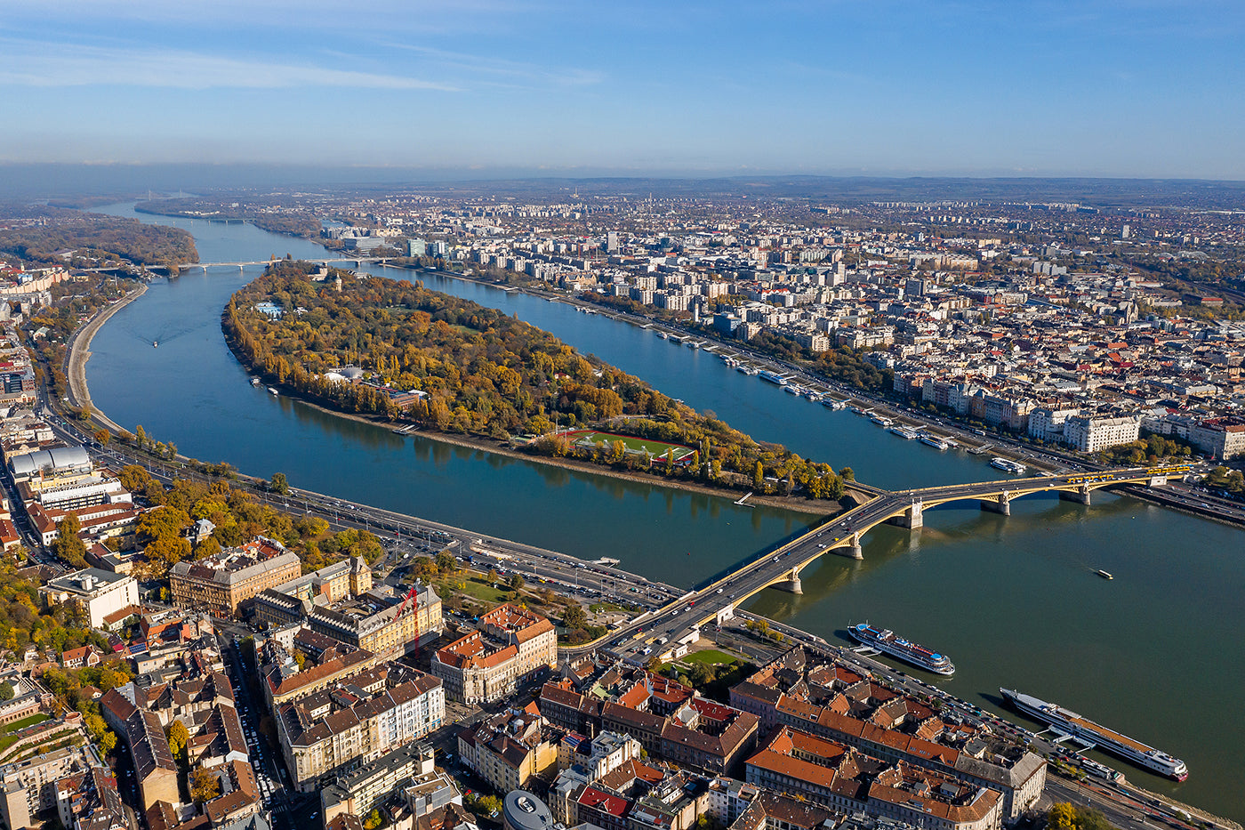 Autumn Margaret Island with drone #783