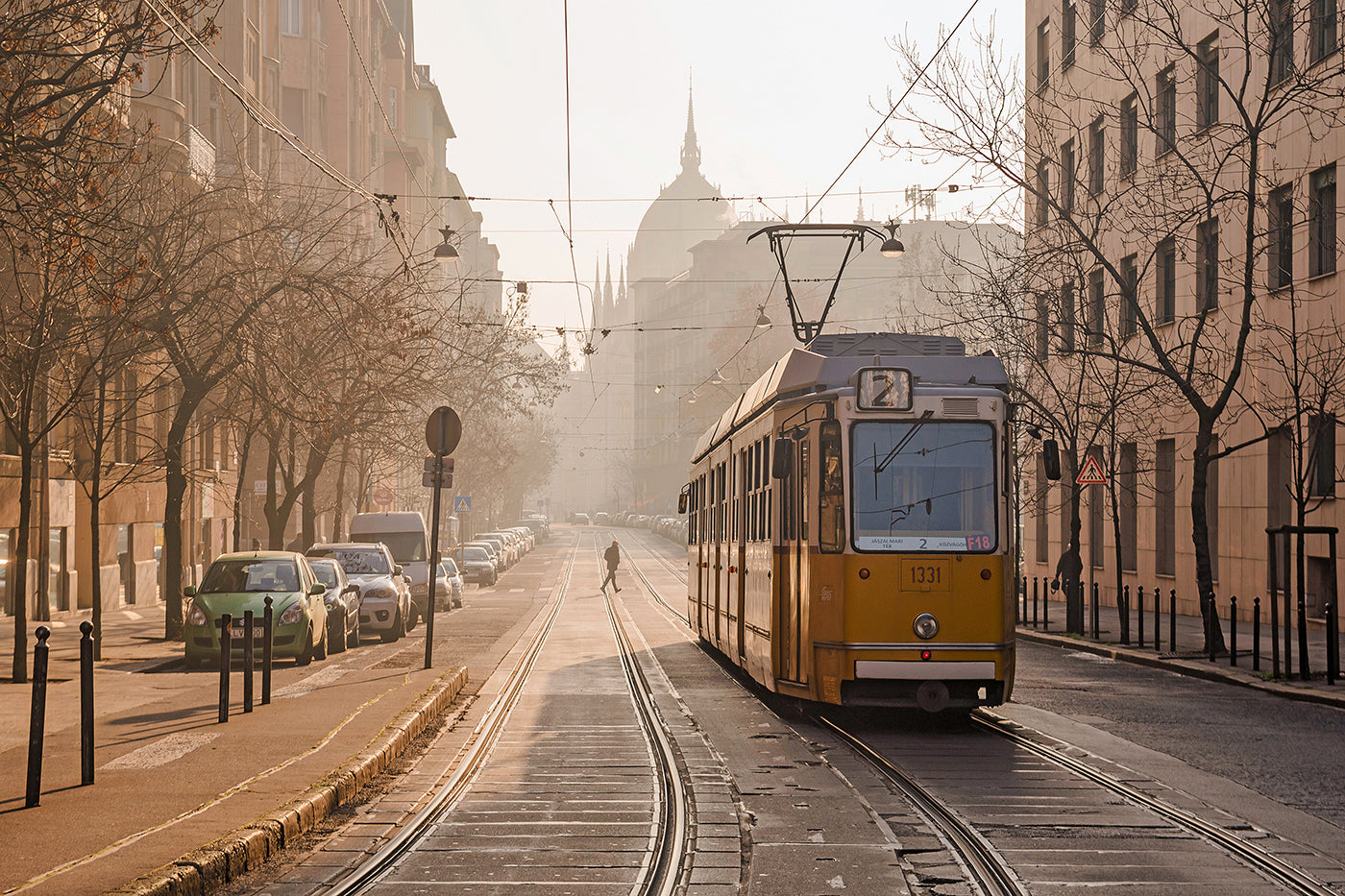 Parlament a Jászai Mari tér felől #810