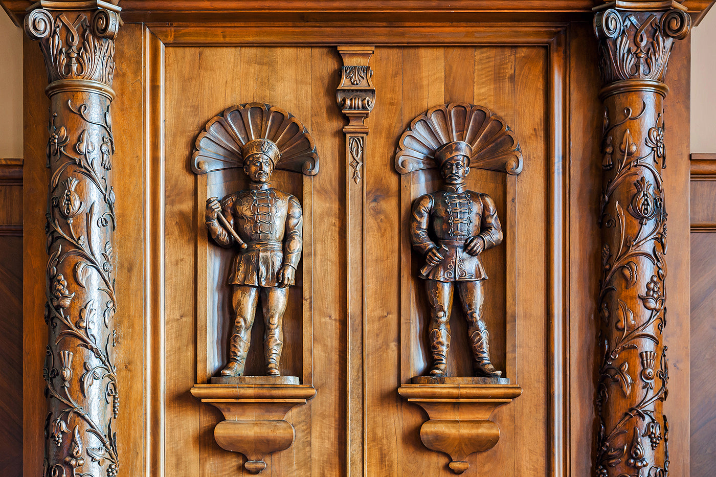 Parliament interior details #852