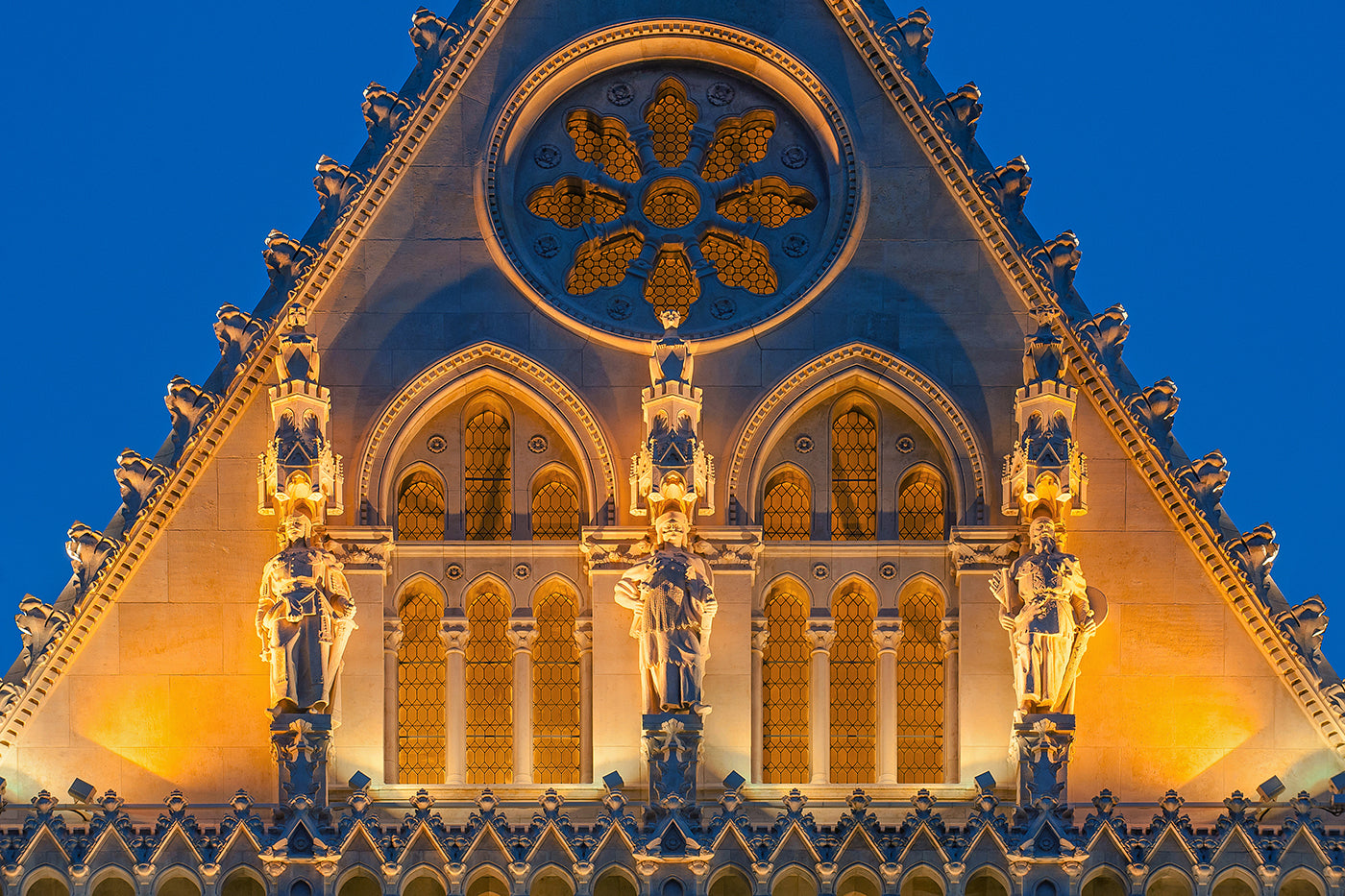 Parliament building at night #867