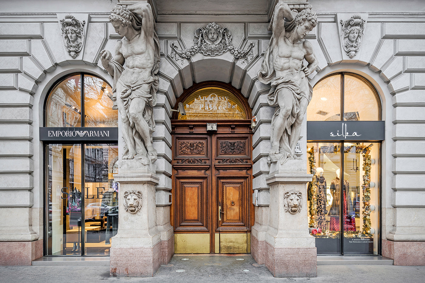 Gate on Andrássy Avenue #1043
