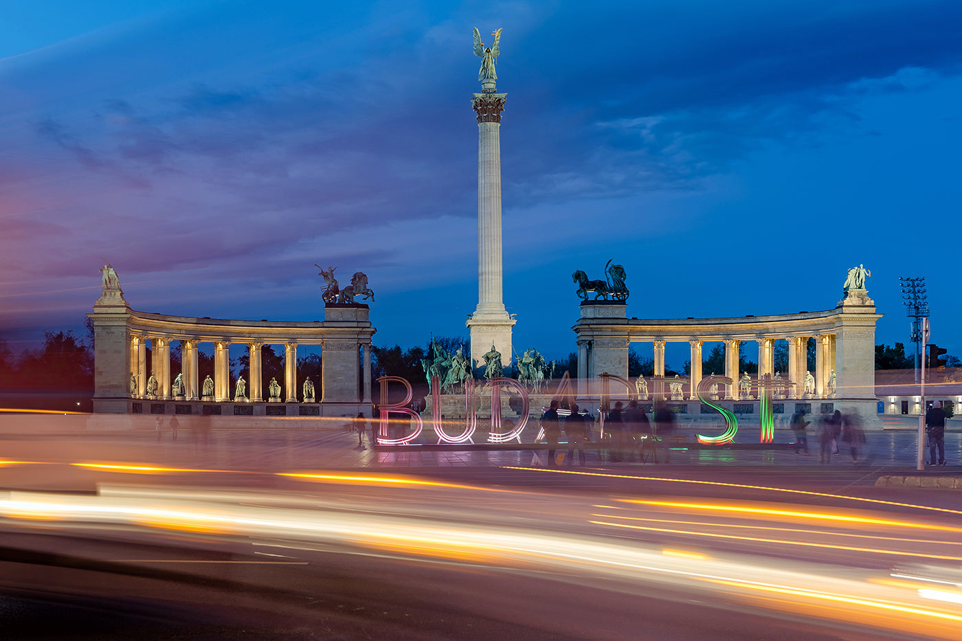 Heroes' Square with the inscription Budapest at night #1485