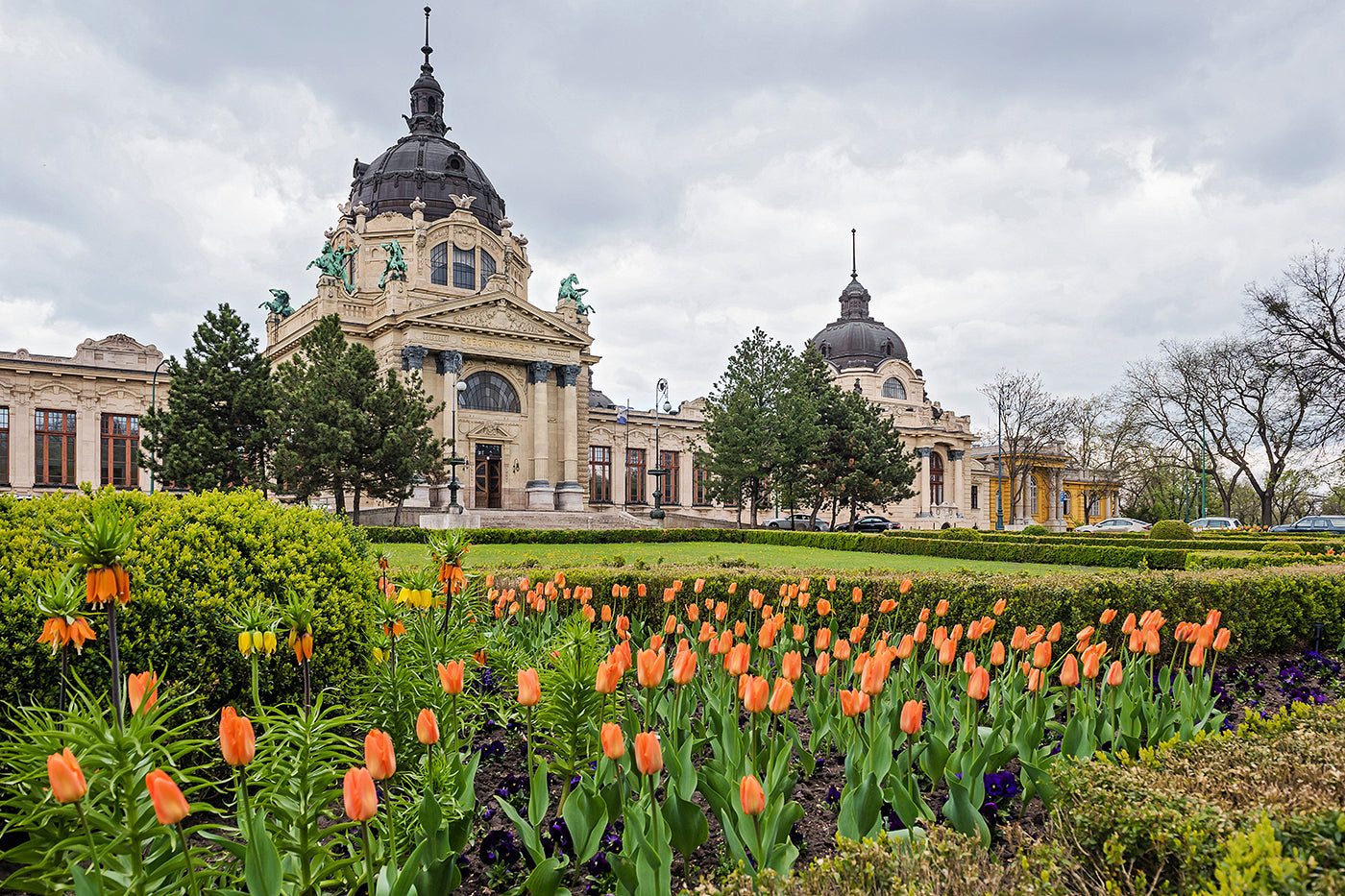 Széchenyi Bath in spring #1822