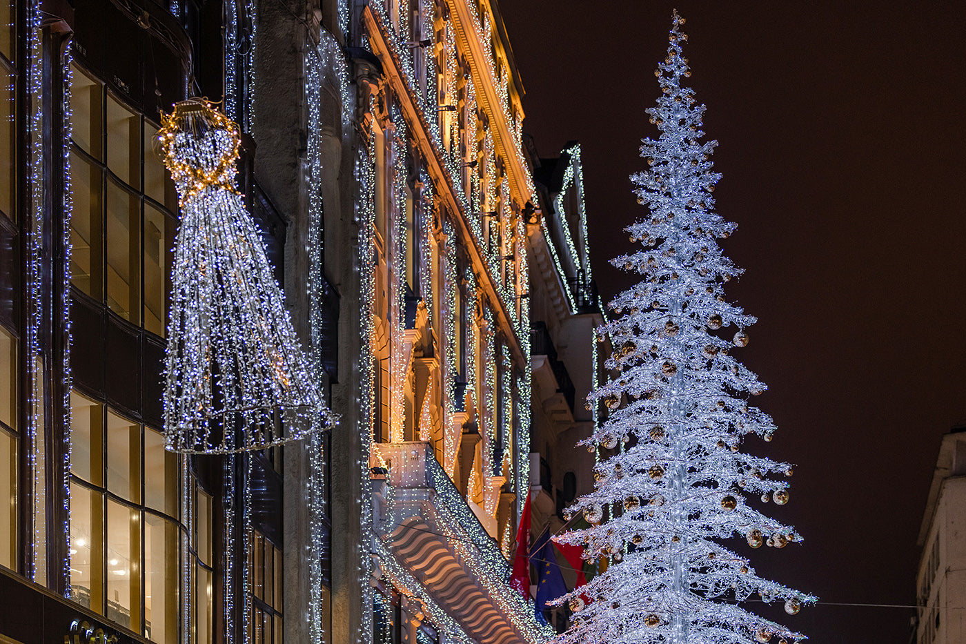 Fashion Street at Christmas #1946
