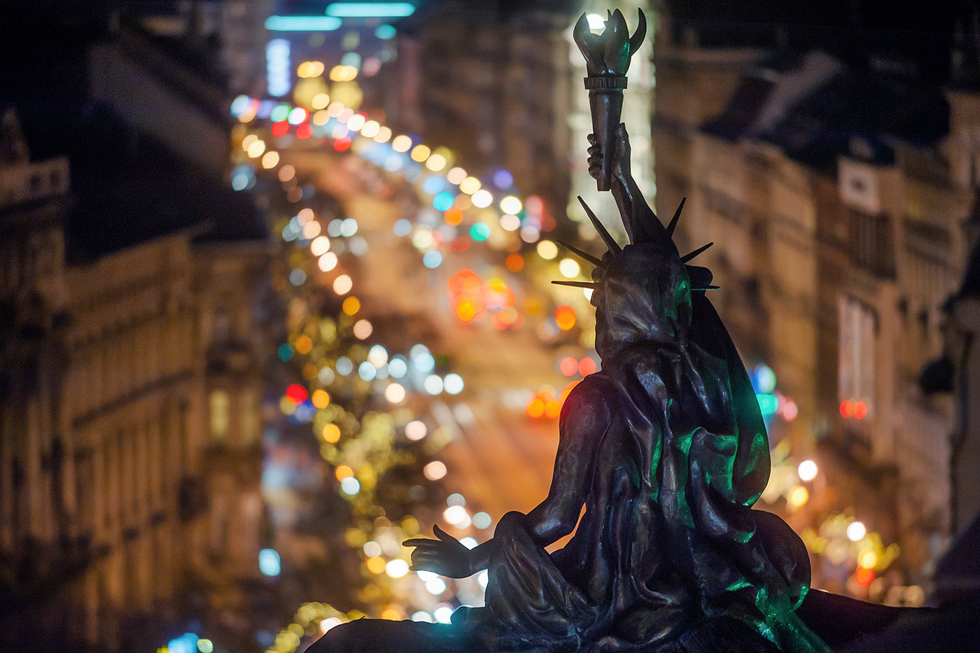 Statue of Liberty on top of the New York Palace #1993