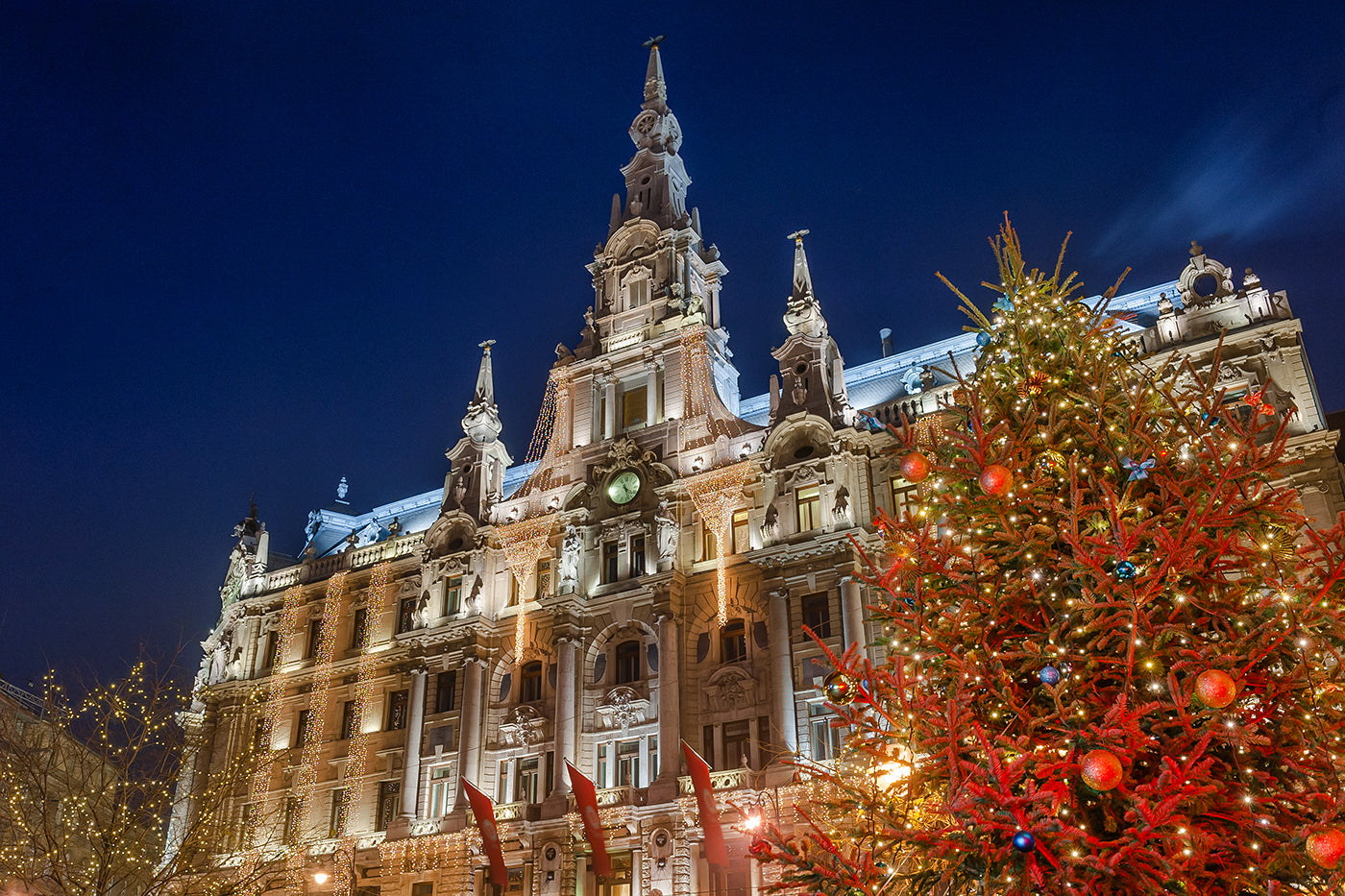 New York Palace in Christmas lights #1994