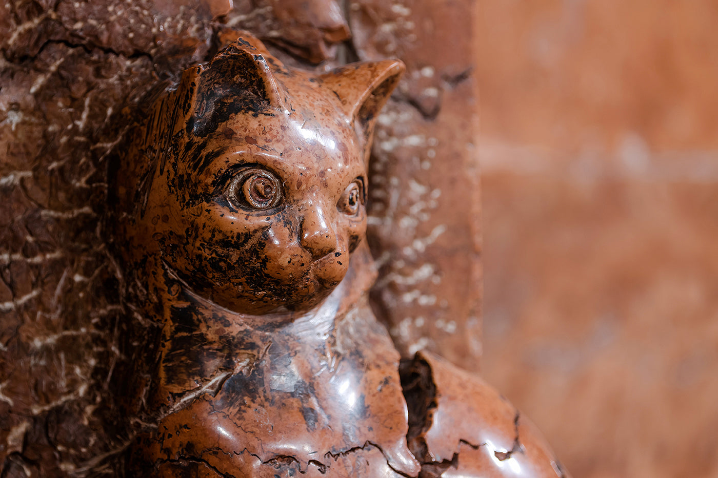 Birth of a City statue in the Kálvin Square underpass #2023