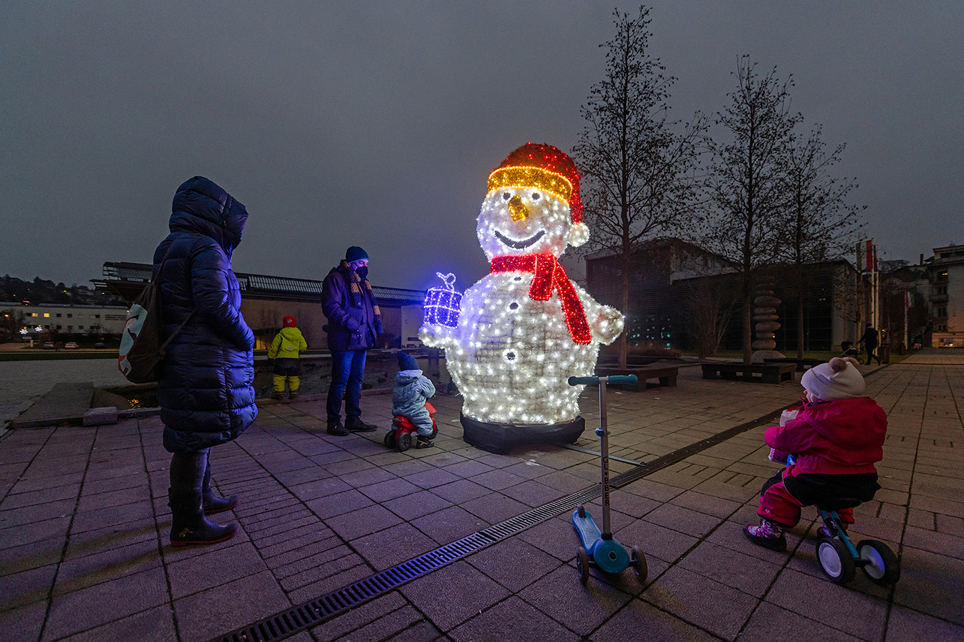 Fény hóember a Millenáris Parkban #2041