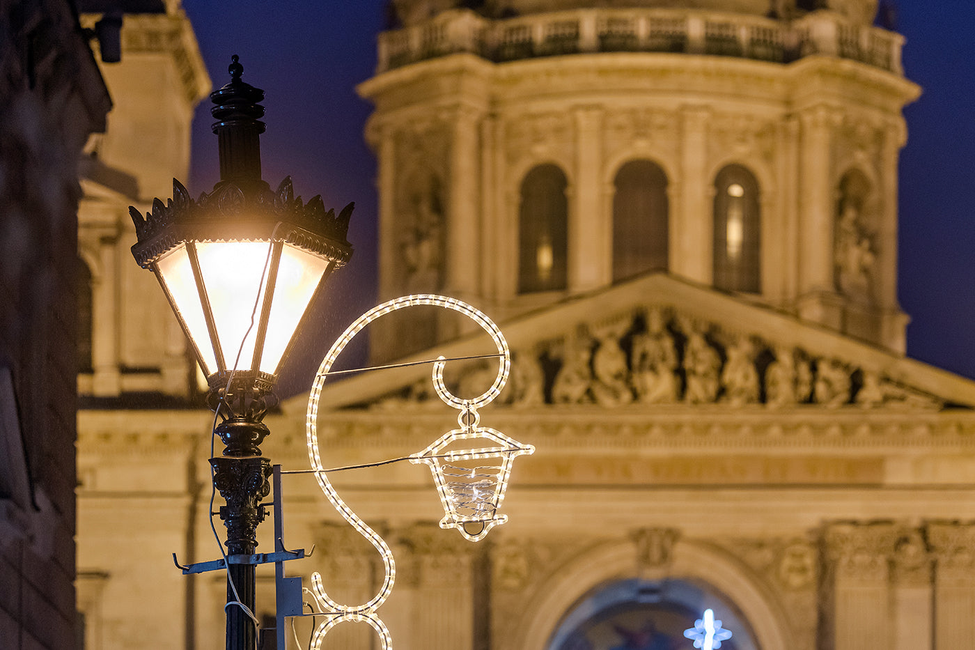 Christmas lights at the Basilica #2059