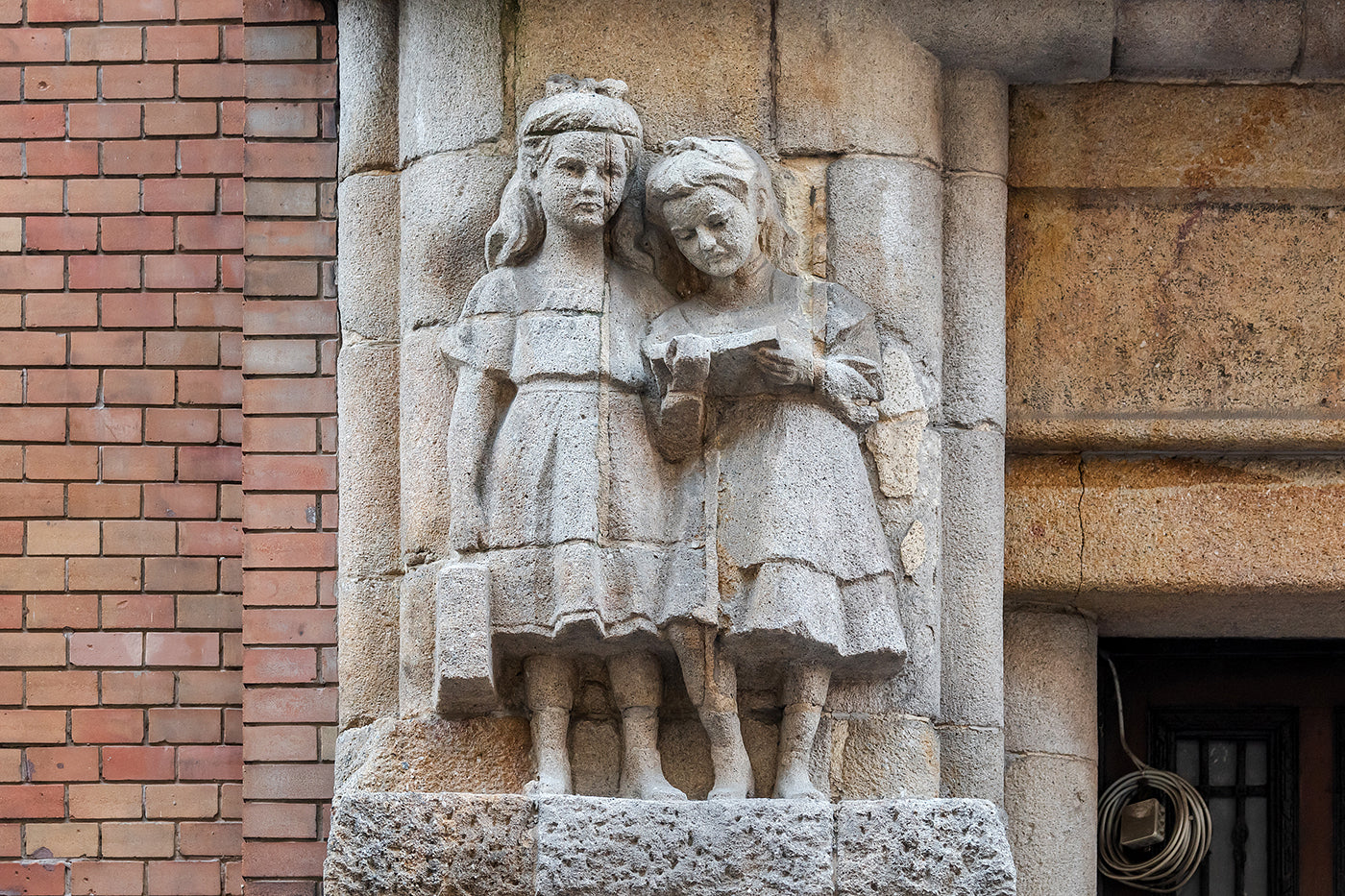 Detail of Facultas Human High School on Hernád Street #2105