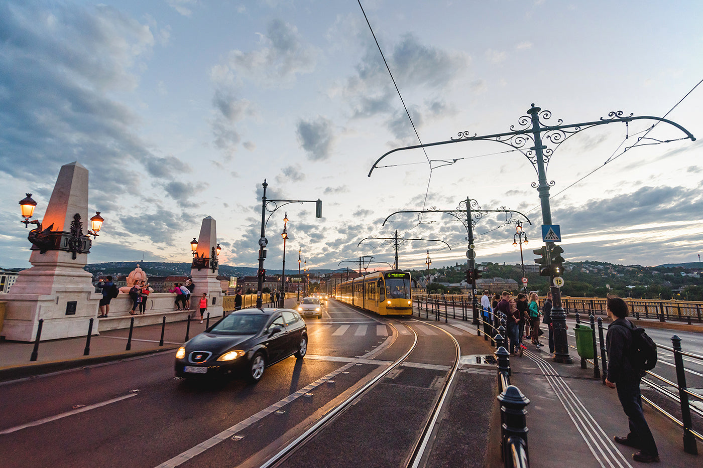 Evening traffic on Margaret Bridge #2134