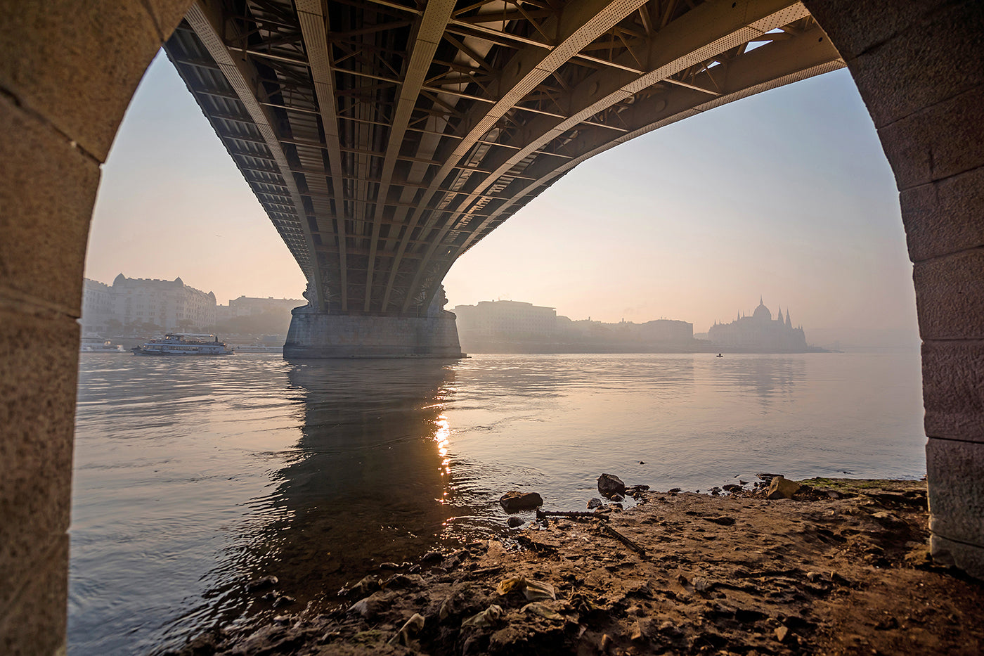 Under Margaret Bridge at low water level #2145
