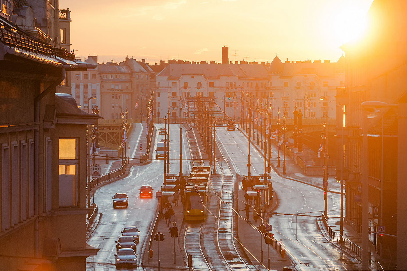 Sunrise on Margit Boulevard #2175