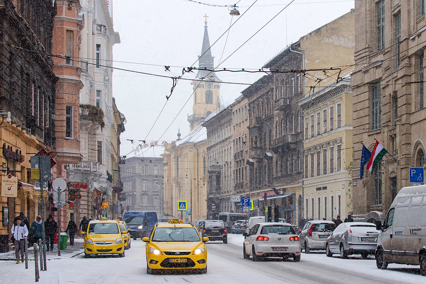 Snowfall on Király Street #2276