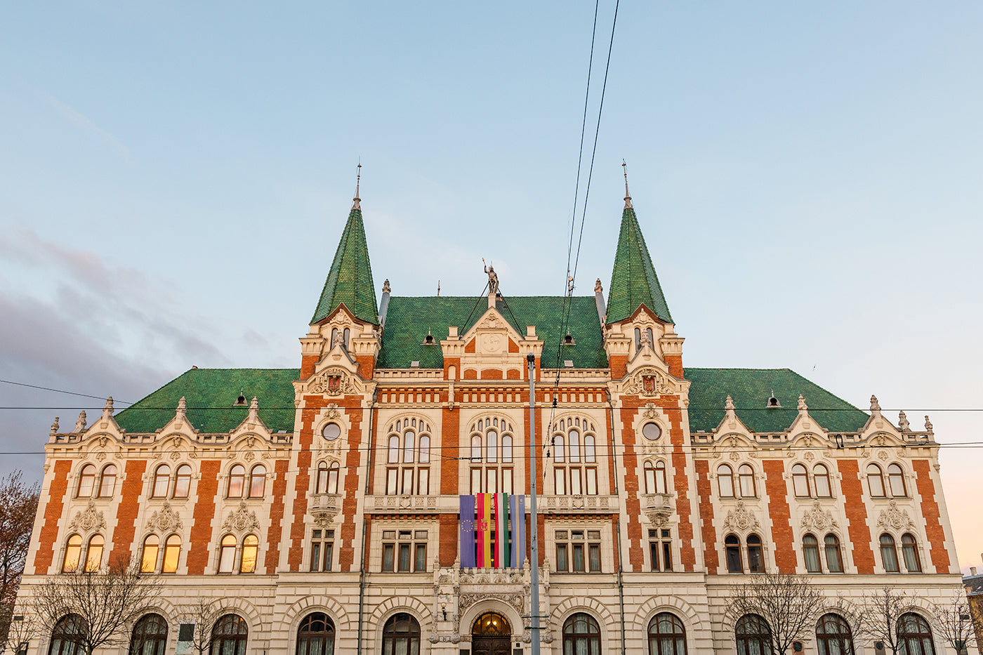 Facade of Újpest City Hall #2344