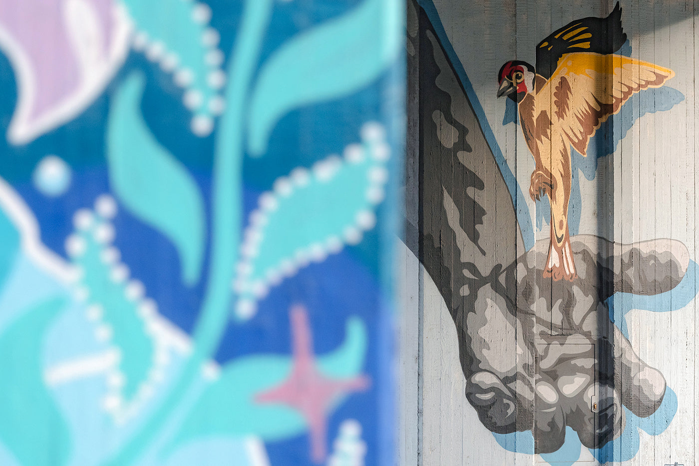 Mural under the Elizabeth Bridge #2391
