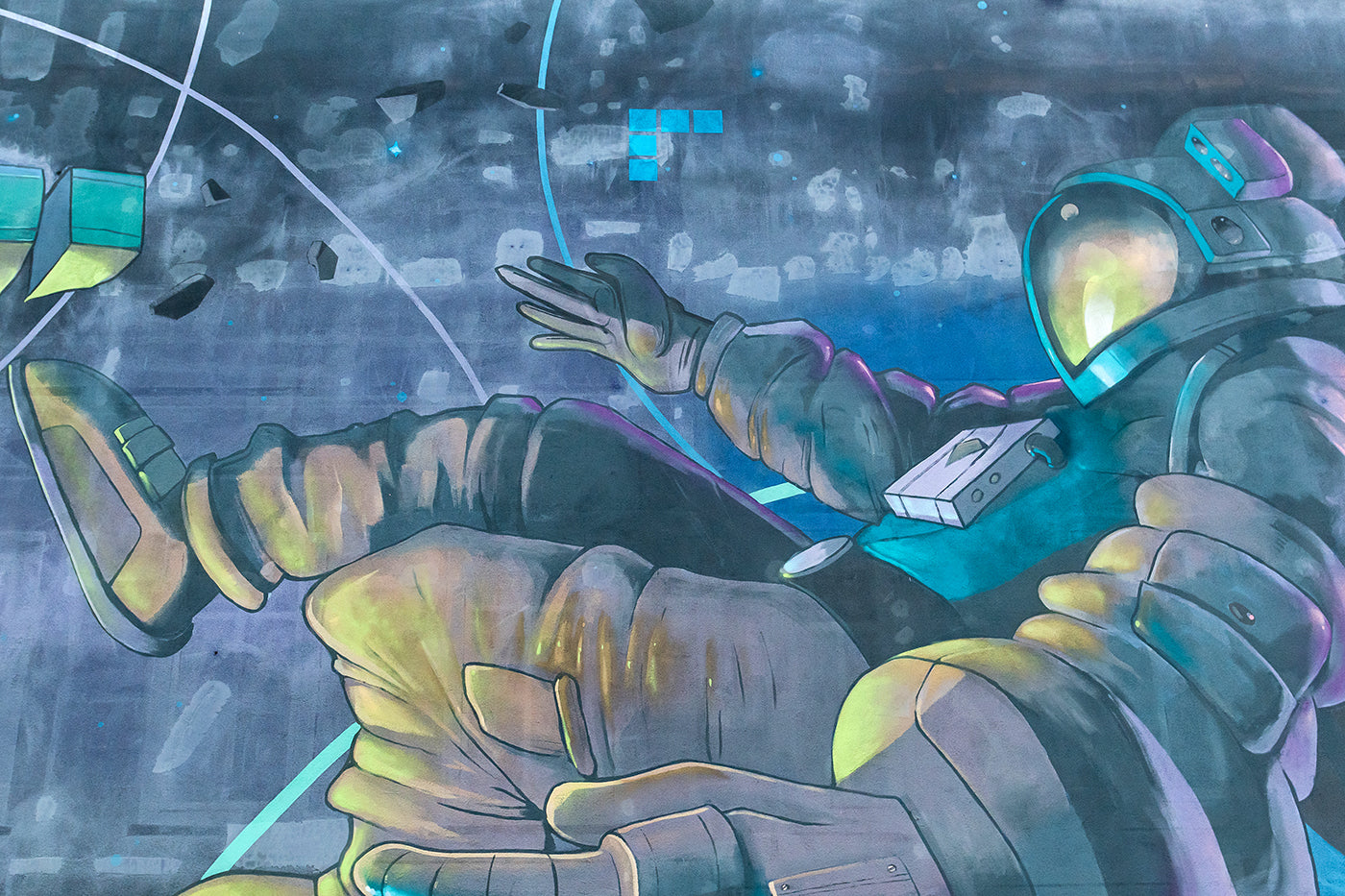 Mural on Szépvölgyi Street on the side of the Új Udvar #2415