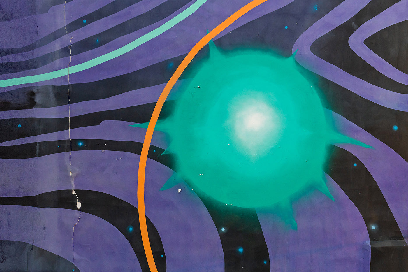 Mural on Szépvölgyi Street on the side of the New Courtyard #2420