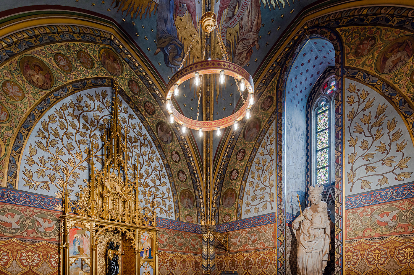 Matthias Church interior #2930