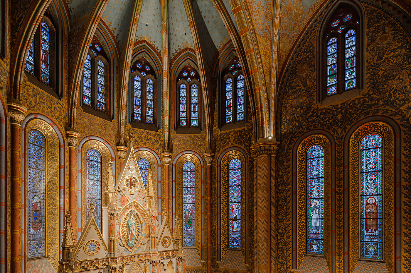 Matthias Church interior #2956