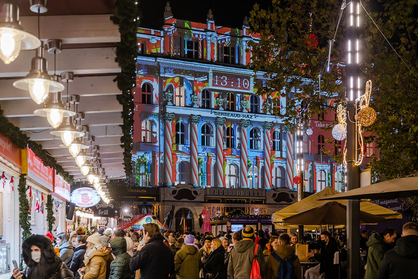 Christmas market at Vörösmarty Square #3013