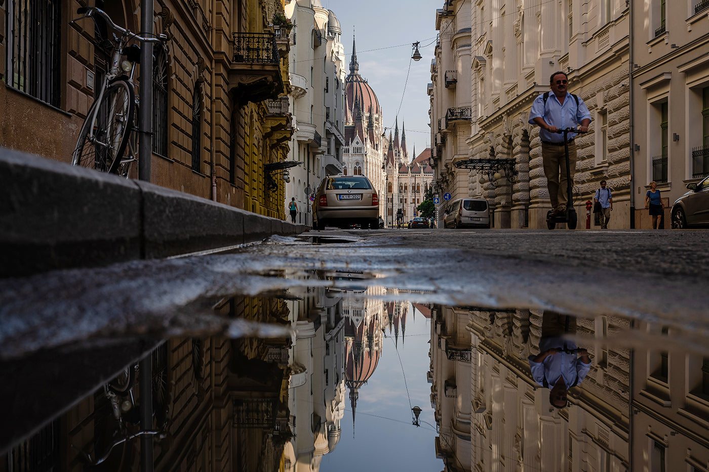 Parliament after rain from Akadémia Street #3220