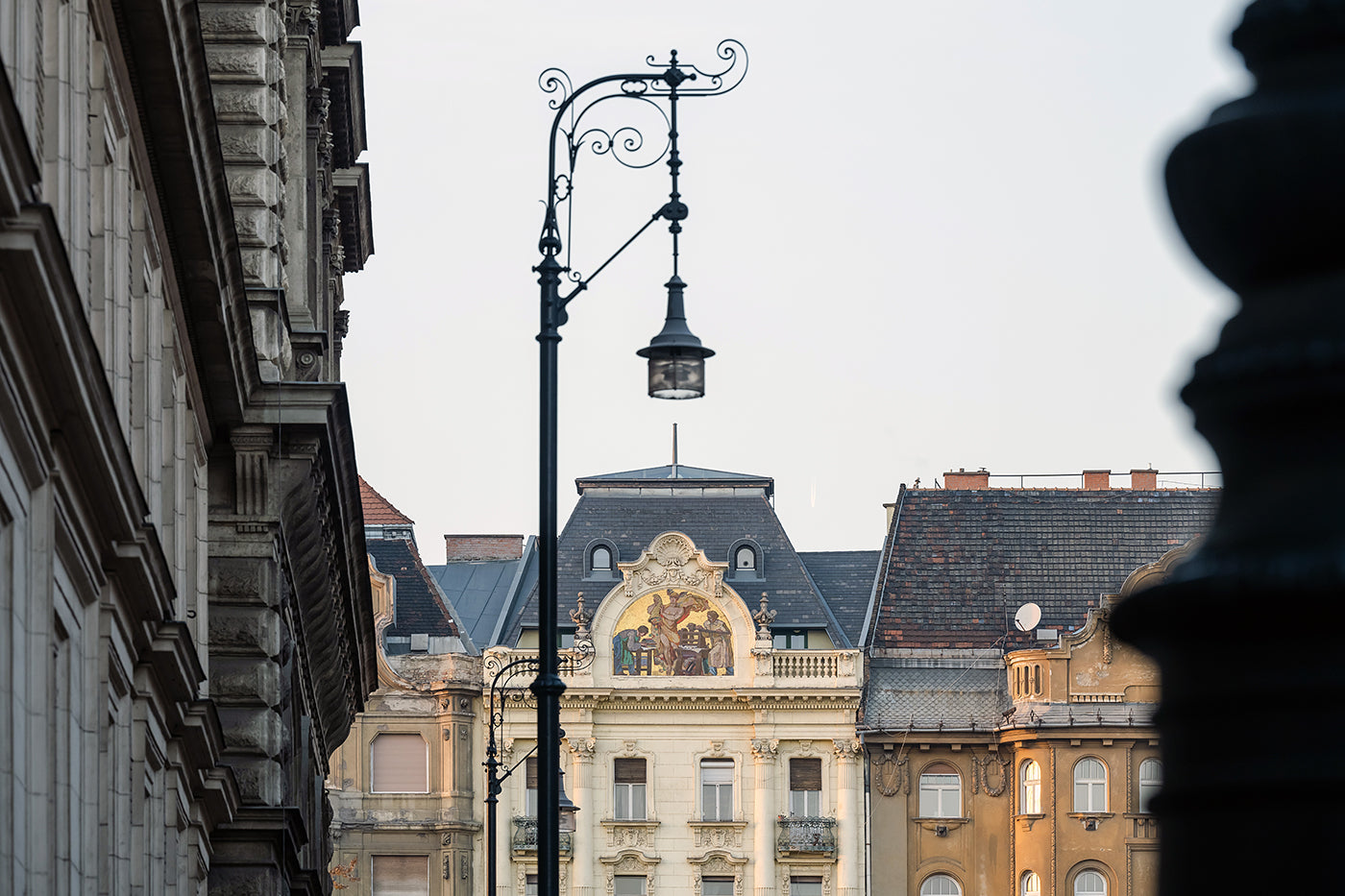 Building 4 of Fővám Square from Sóház Street #3384