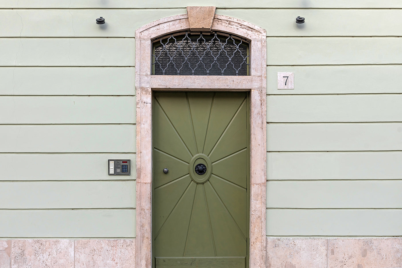 Dísz Square Gate 7 #3449
