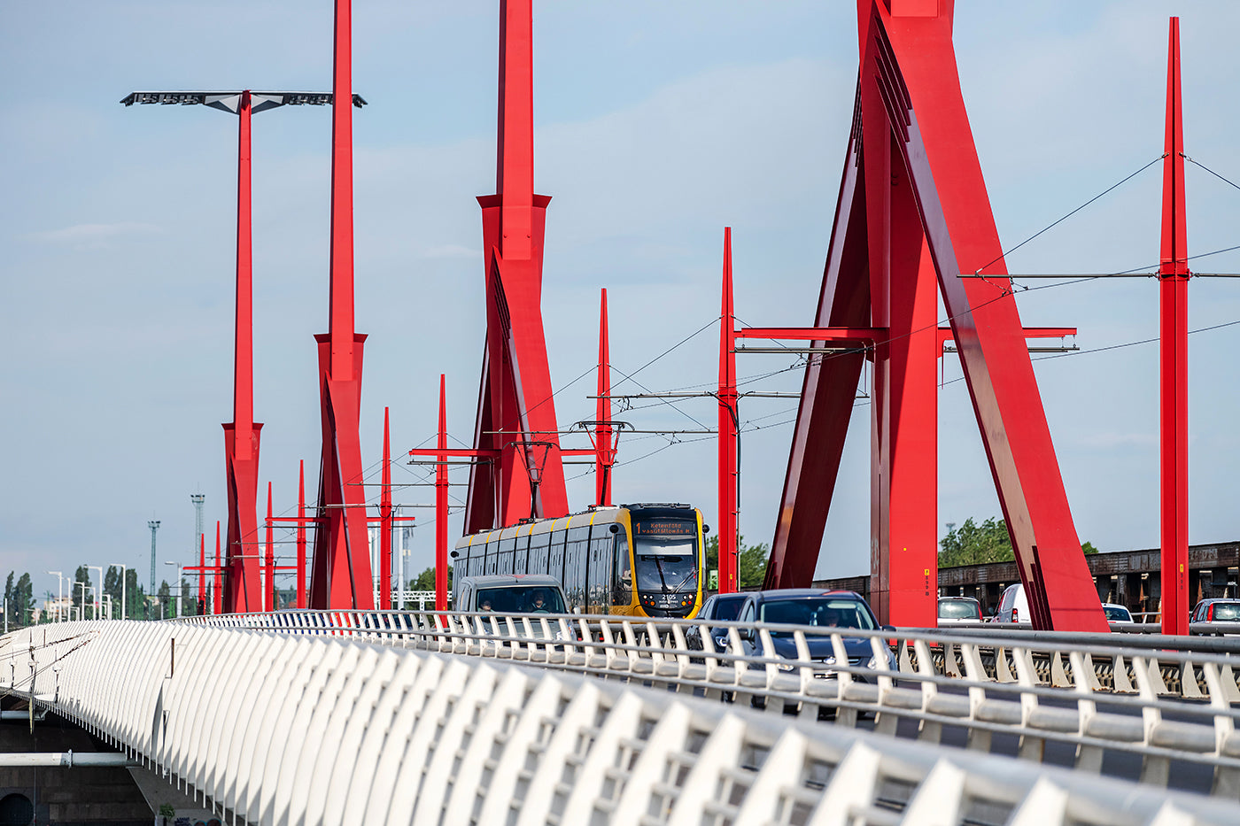 Tram on Rákóczi Bridge #3625