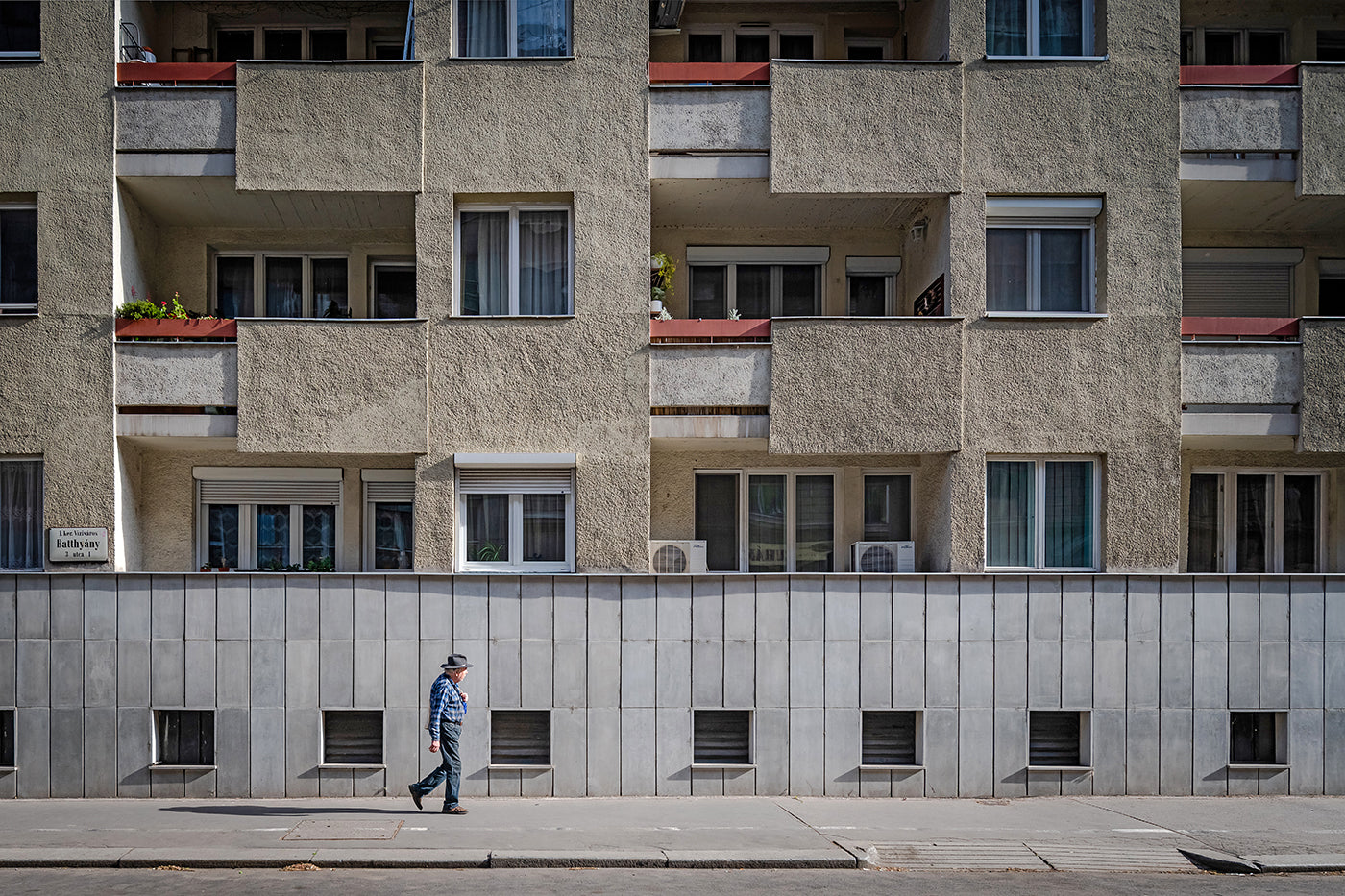 Life on Batthyány Street #3664