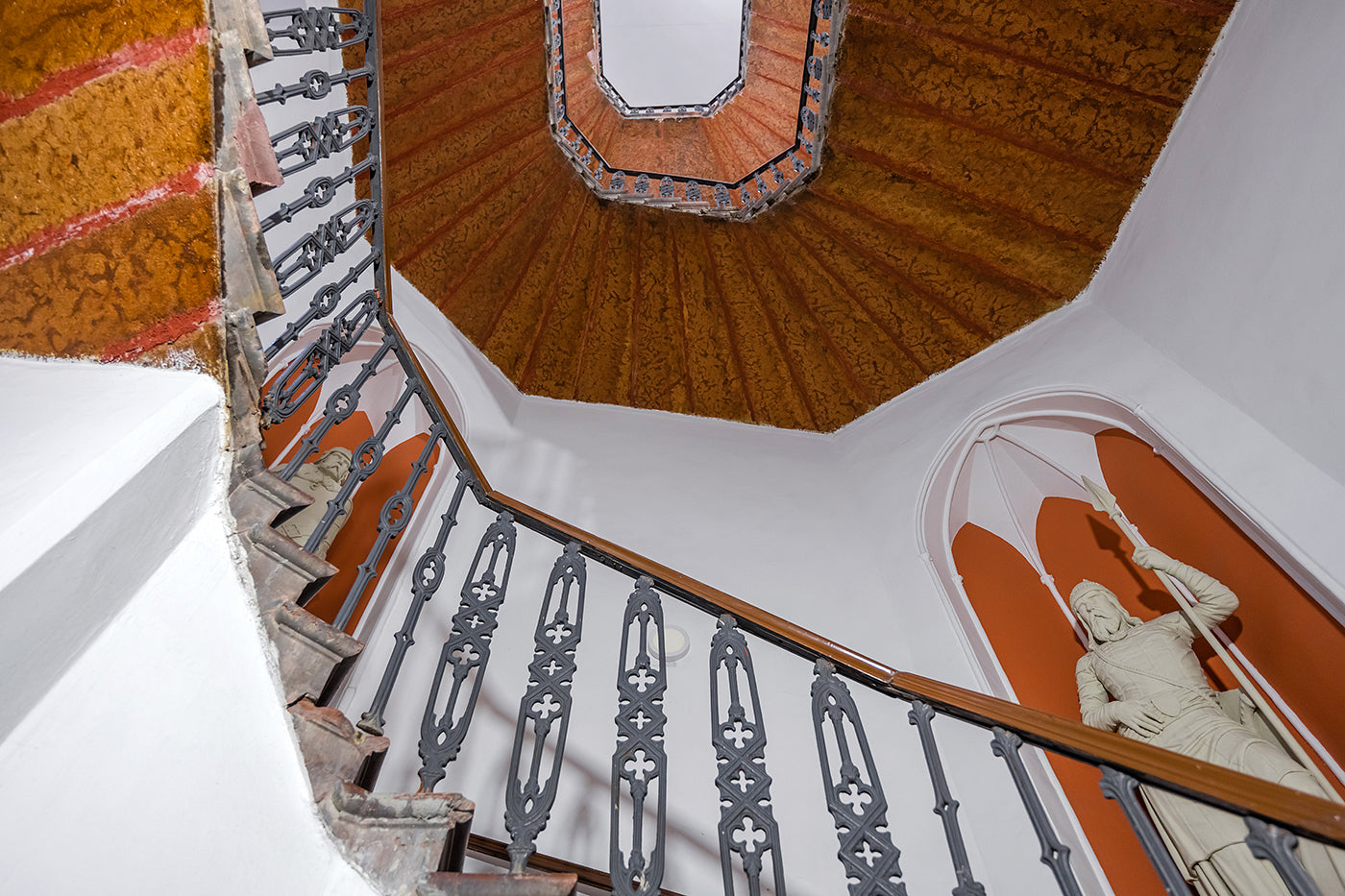 Staircase of Arany János Street 16a #3935