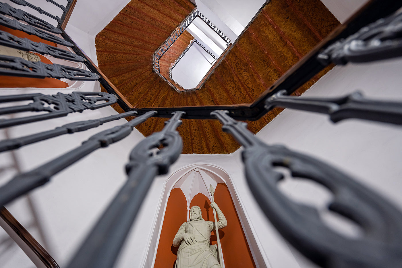 Staircase of Arany János Street 16a #3936