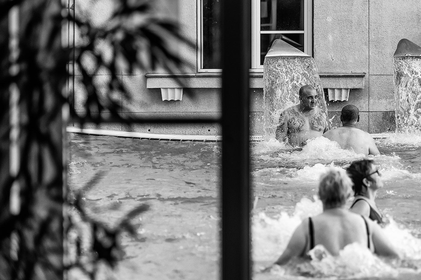 Life in the Lukács Bath #4109