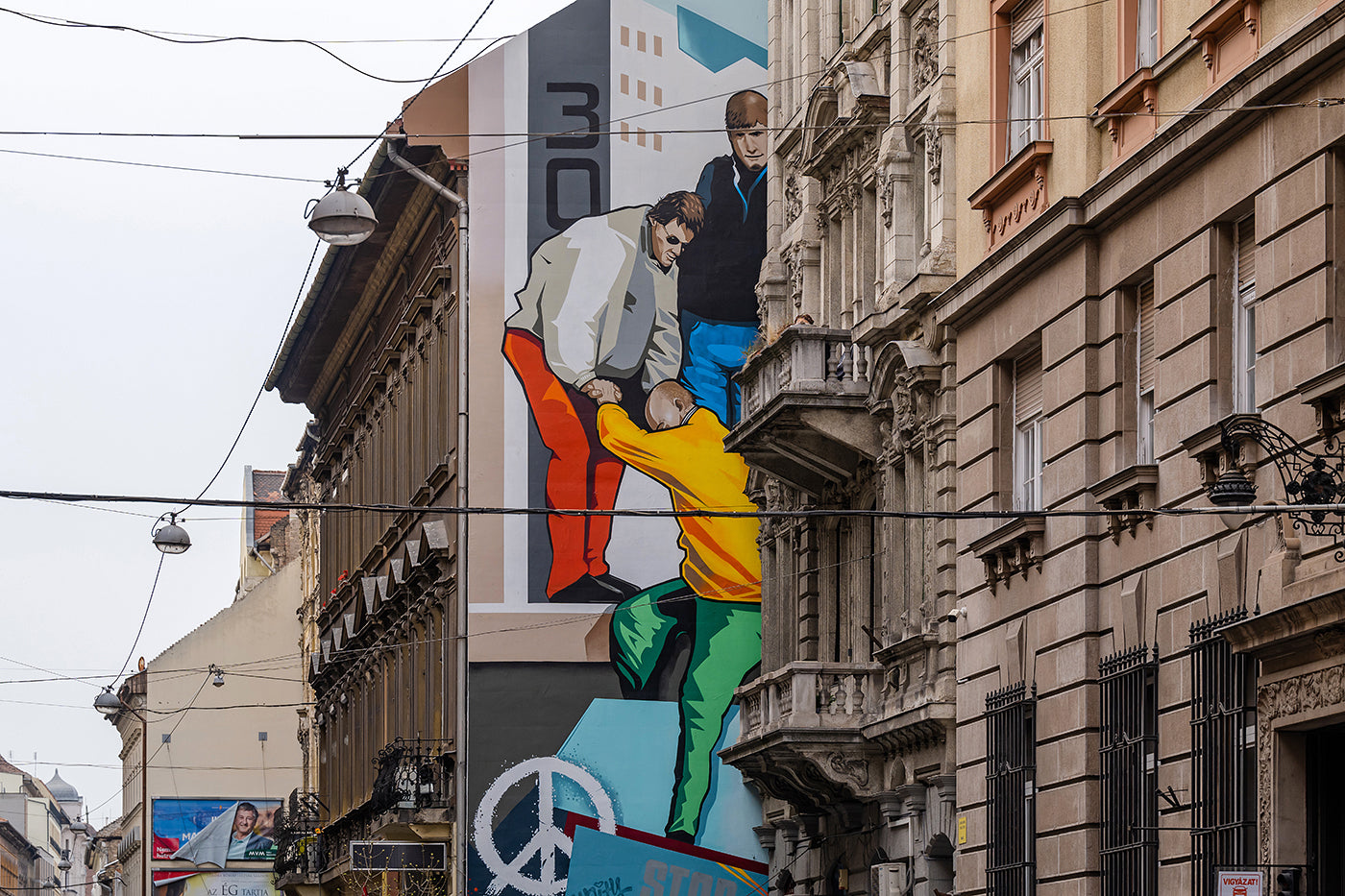 Mural commemorating the fall of the Berlin Wall on Akácfa Street #4113