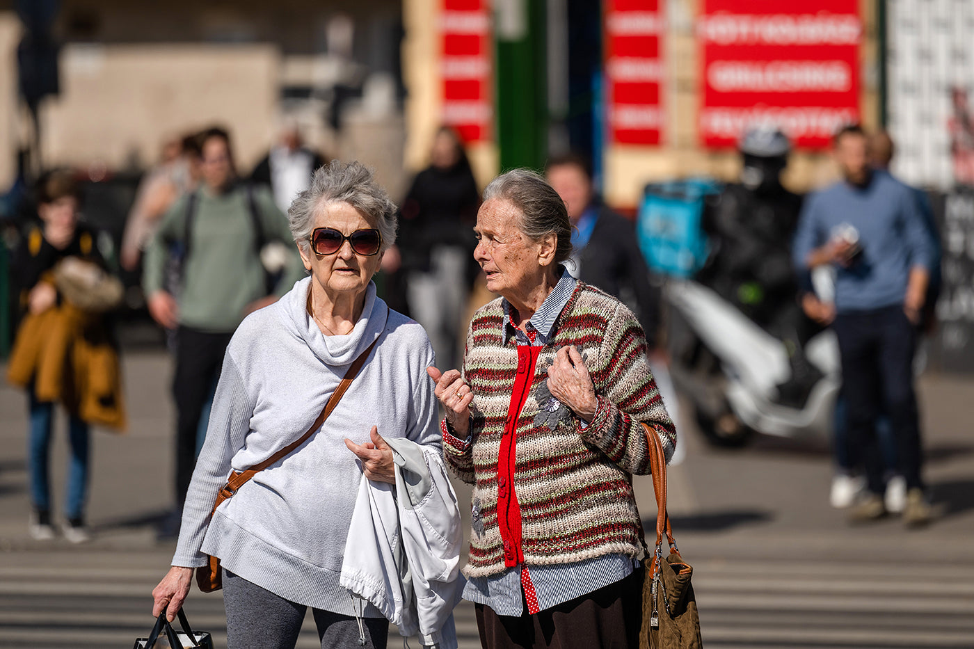 Life picture on Széll Kálmán Square #4148