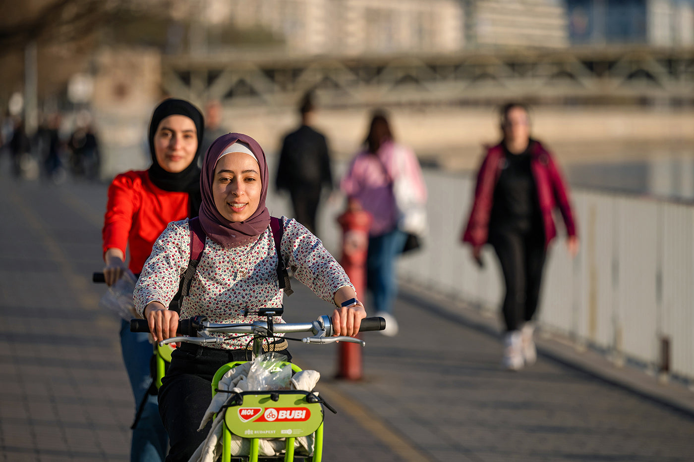 Tourists cycling on Nehru Beach #4216