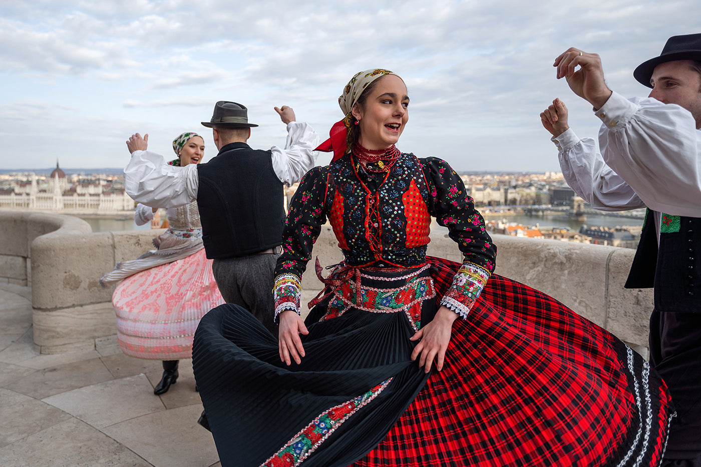 Dancers in folk costumes at Fisherman's Bastion #4245
