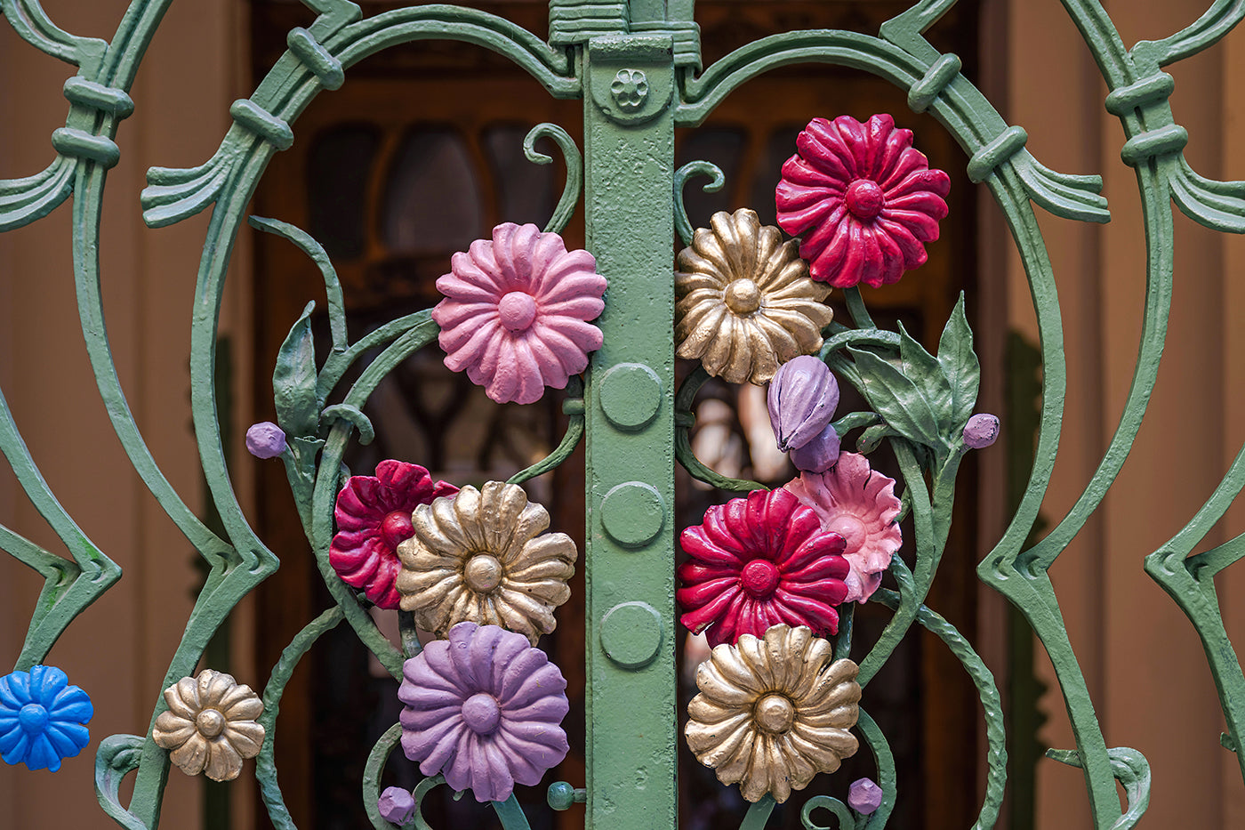 Hajós Street 32. Flower Gate #4406