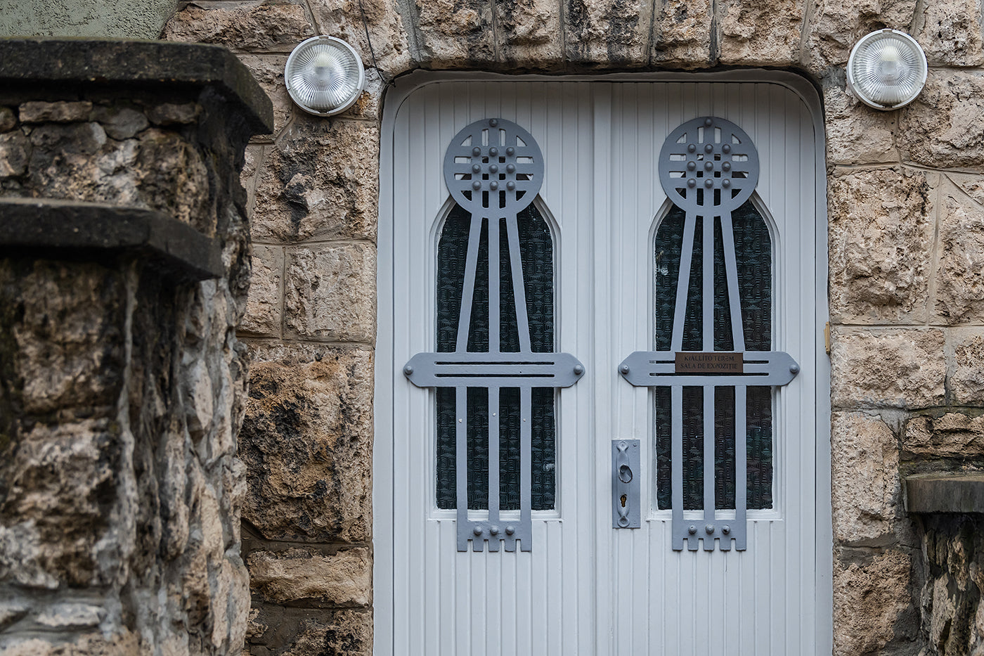 Gate 5 of Izsó Street #4418