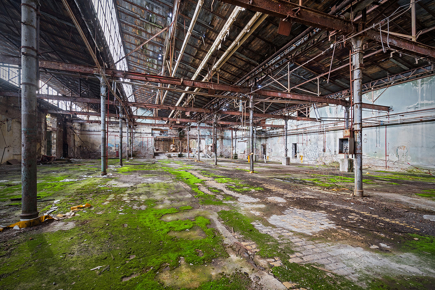 Abandoned industrial building in the Csepel Works area #4497