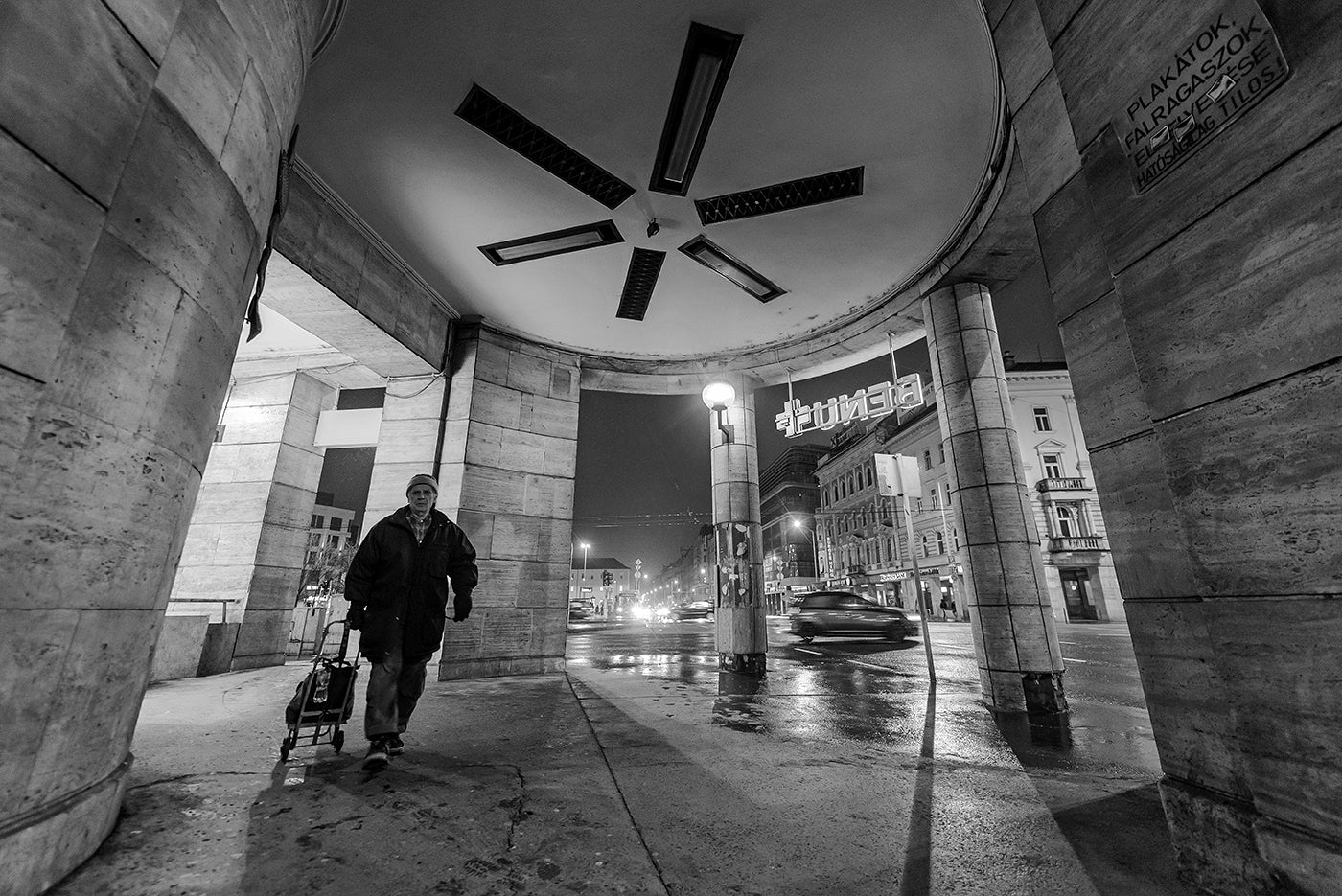 Arcades on Blaha Lujza Square #4499