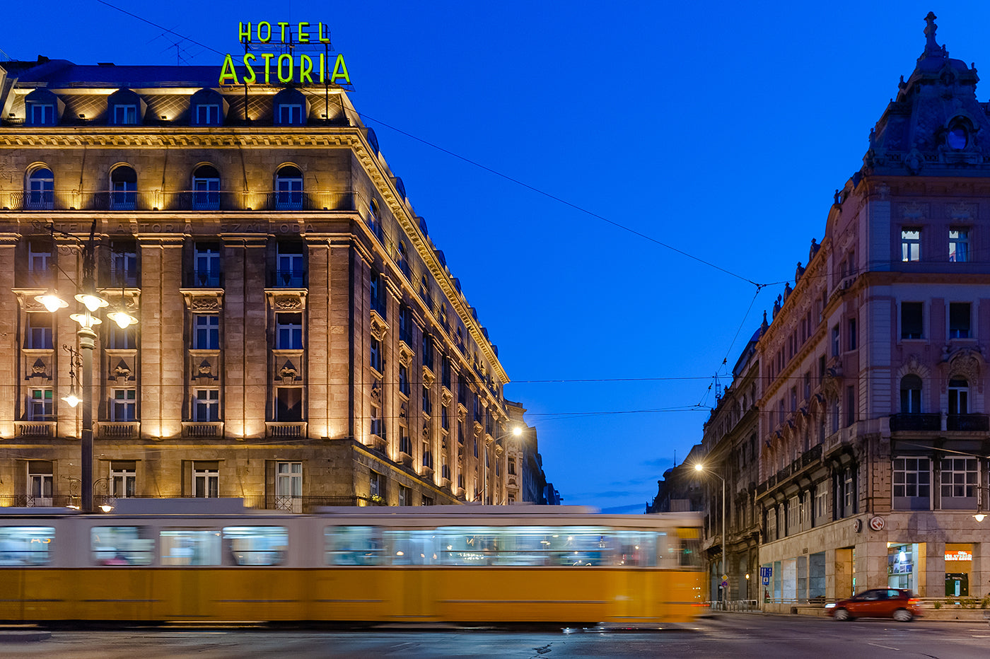 Az Astoria Szálló este #4525