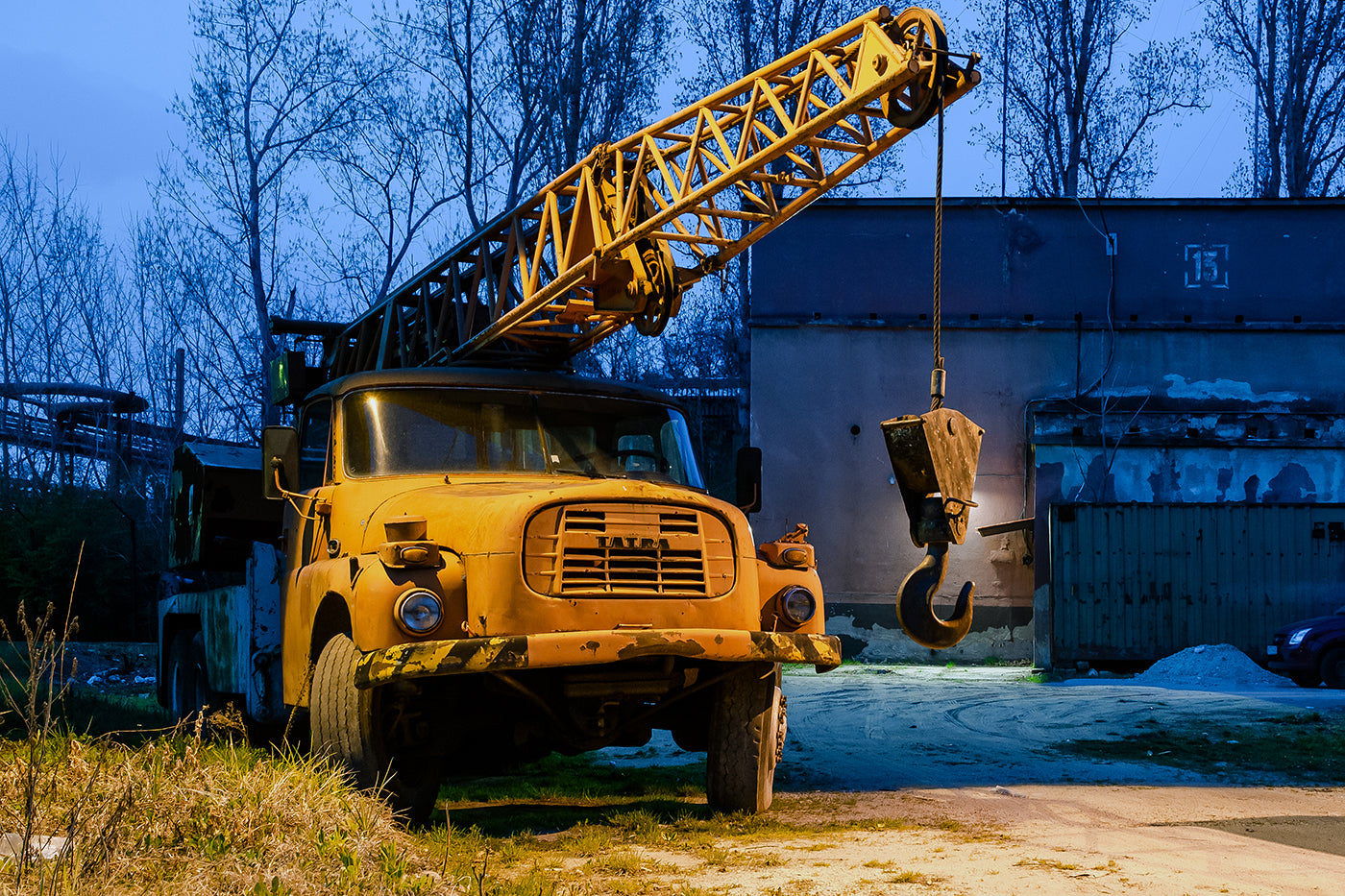Tatra crane truck at the Csepel Works in the evening #4583