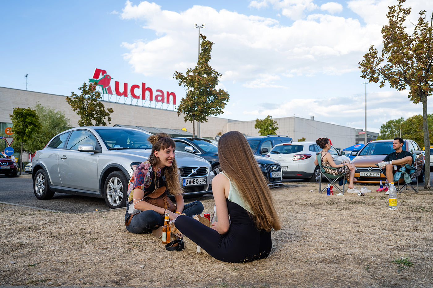 Alapozás a Sziget előtt az Auchan parkolójában #4594